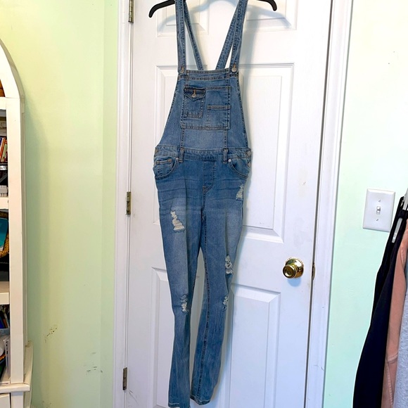 Almost Famous Denim - Almost Famous Jean Overalls Size 7 Women’s